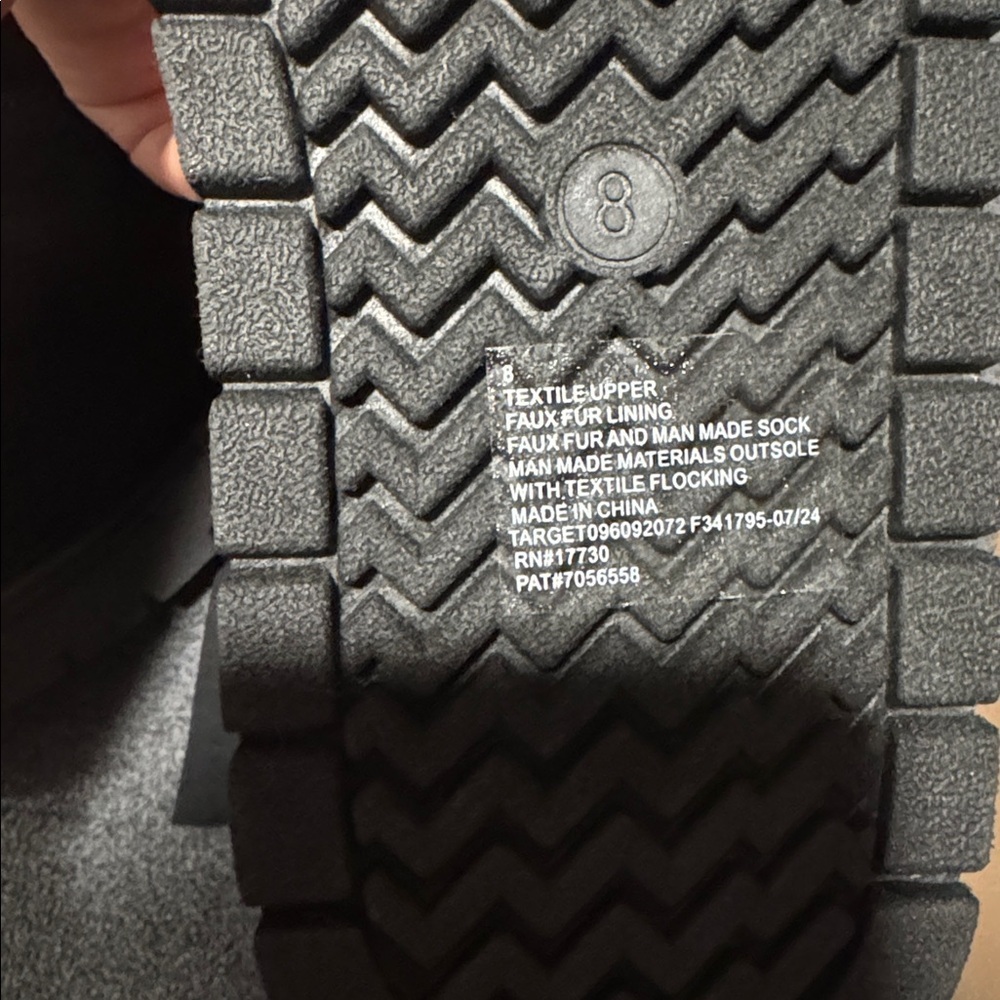Size 8 Universal Thread Memory Foam Black Ankle Boots - Picture 4 of 4